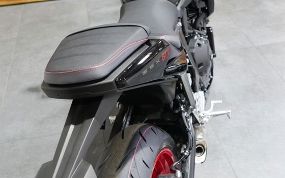 Neufahrzeug Suzuki GSX-8TT - Bild 11