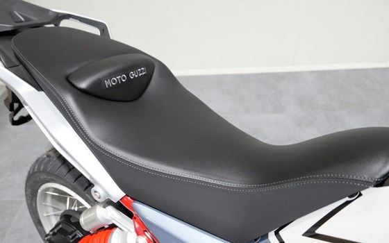 Gebrauchtmotorrad Moto Guzzi V85 TT - Bild 5