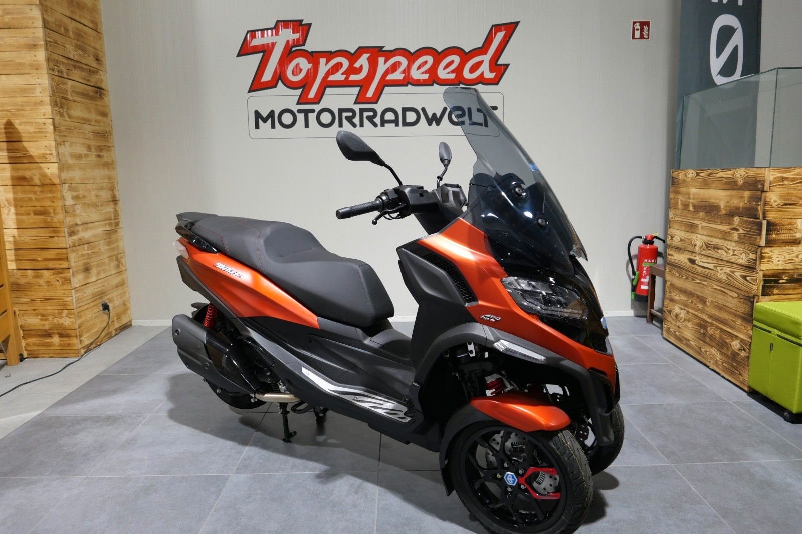 Piaggio MP3 400 Sport