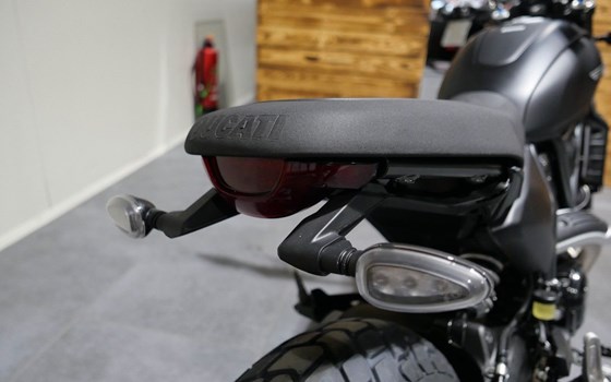 Neufahrzeug Ducati Scrambler Icon Dark - Bild 10