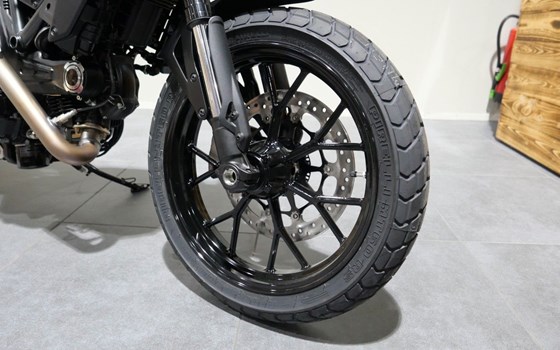Neufahrzeug Ducati Scrambler Icon Dark - Bild 8