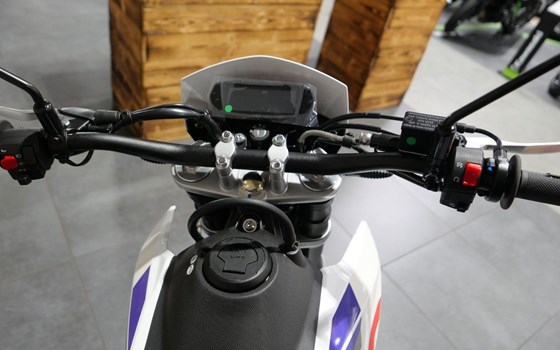 Neufahrzeug Aprilia RX 125 - Bild 10