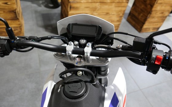 Neufahrzeug Aprilia SX 125 - Bild 10