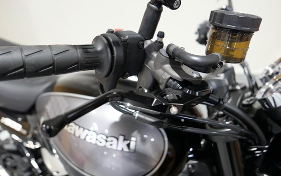 Gebrauchtmotorrad Kawasaki Z900 RS - Bild 9