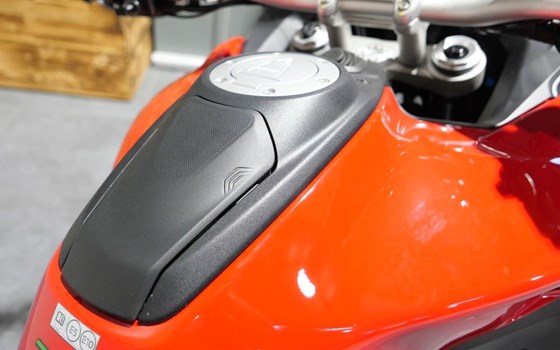 Gebrauchtmotorrad Ducati Multistrada V4 S - Bild 11