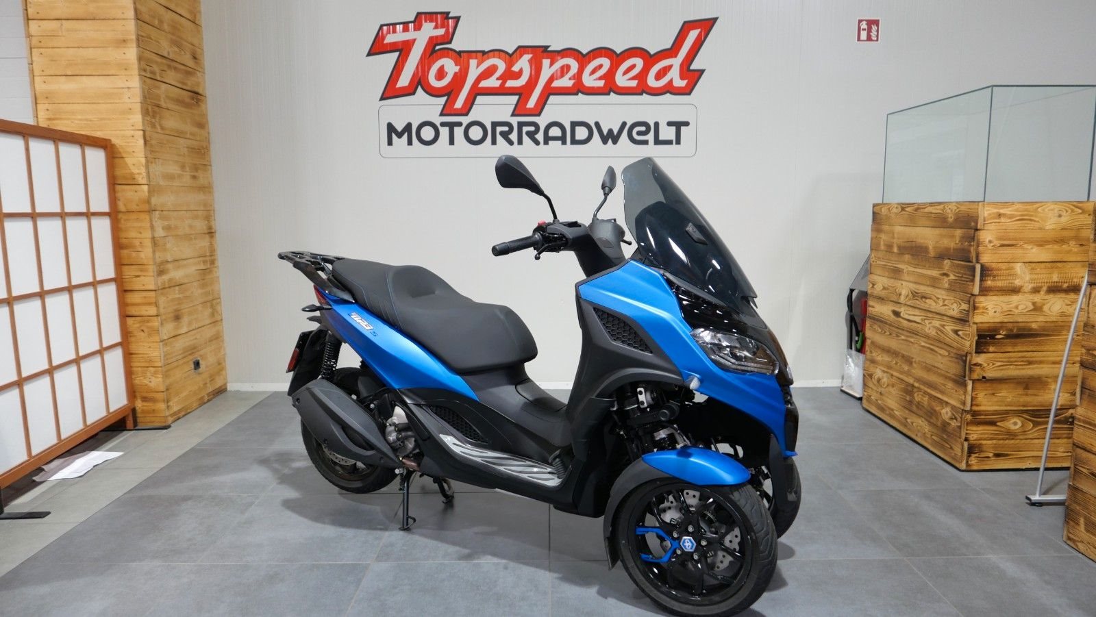 Piaggio MP3 300 Sport