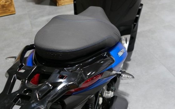 Neufahrzeug Piaggio MP3 300 Sport - Bild 13