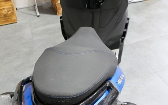 Gebrauchtmotorrad Piaggio MP3 300 Sport - Bild 8