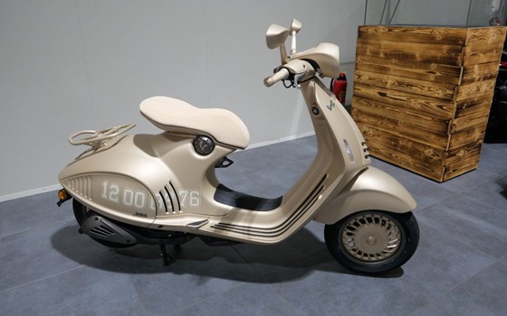 Neufahrzeug Vespa 946 Dragon - Bild 3