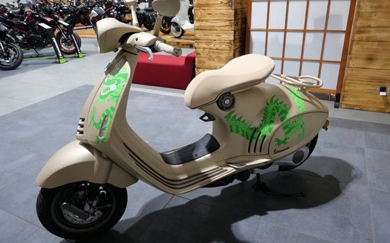 Neufahrzeug Vespa 946 Dragon - Bild 4