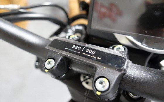 Neufahrzeug Ducati Scrambler 10° Anniversario Rizoma Edition - Bild 10