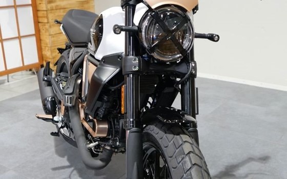 Neufahrzeug Ducati Scrambler 10° Anniversario Rizoma Edition - Bild 4