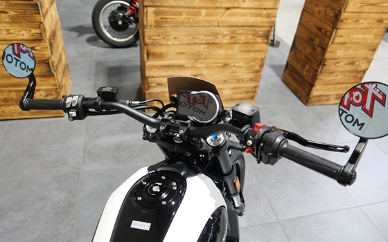 Neufahrzeug Ducati Scrambler 10° Anniversario Rizoma Edition - Bild 9