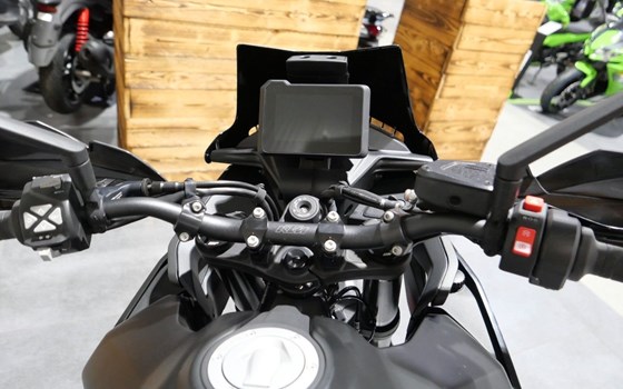 Gebrauchtmotorrad KTM 890 SMT - Bild 7