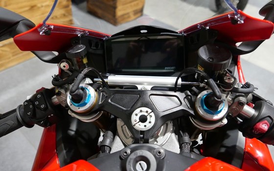 Neufahrzeug Ducati Panigale V4 S - Bild 6
