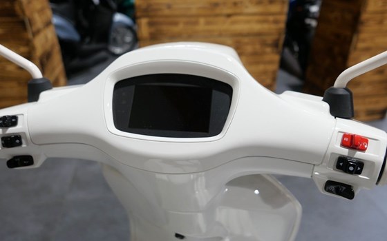 Neufahrzeug Vespa Sprint 125 S - Bild 5