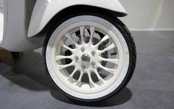 Neufahrzeug Vespa Sprint 125 S - Bild 8