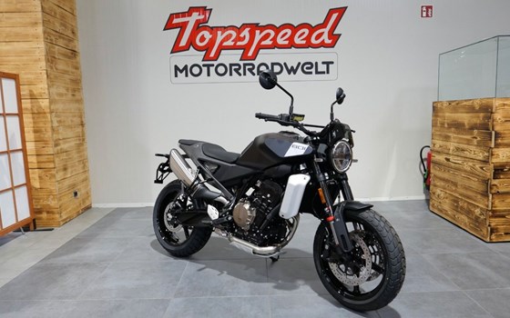 Neufahrzeug Husqvarna Svartpilen 801 - Bild 1