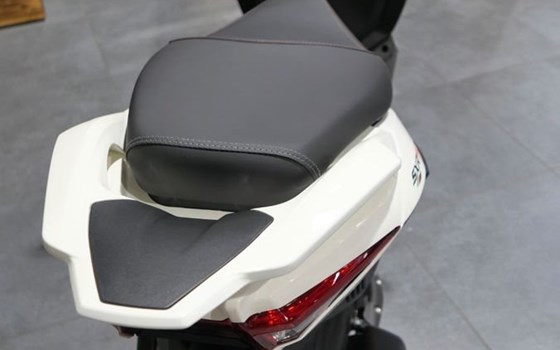 Neufahrzeug Aprilia SXR 50 - Bild 10