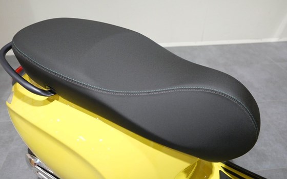 Neufahrzeug Vespa Primavera 125 Sport - Bild 10