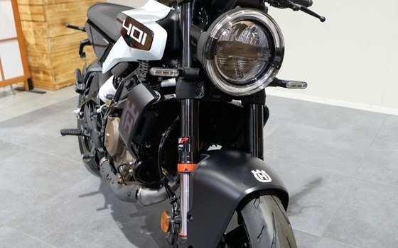 Neufahrzeug Husqvarna Vitpilen 401 - Bild 4