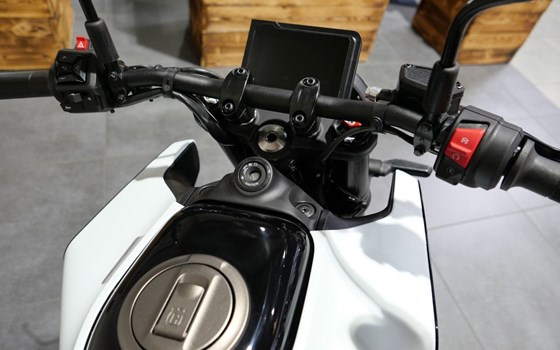 Neufahrzeug Husqvarna Vitpilen 401 - Bild 8