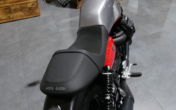 Gebrauchtmotorrad Moto Guzzi V7 Stone Corsa - Bild 10