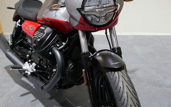 Gebrauchtmotorrad Moto Guzzi V7 Stone Corsa - Bild 4