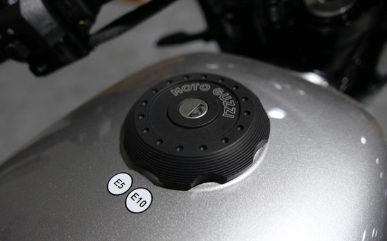 Gebrauchtmotorrad Moto Guzzi V7 Stone Corsa - Bild 7