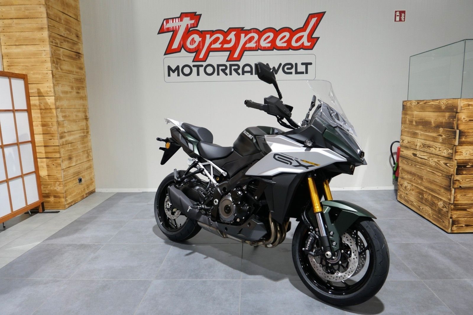 Suzuki GSX-S1000GX 