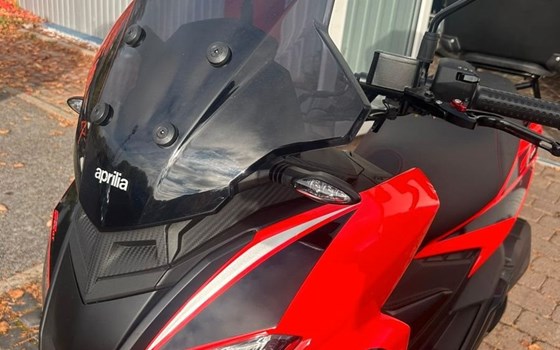Gebrauchtmotorrad Aprilia SR GT Sport 125 - Bild 4