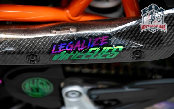 Gebrauchtmotorrad KTM 690 SMC R - Bild 6