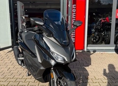 Neufahrzeug Honda Forza 350 - Bild 1