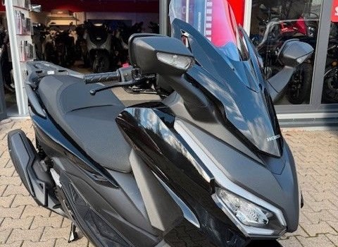 Neufahrzeug Honda Forza 350 - Bild 12