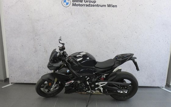Gebrauchtmotorrad BMW S 1000 R - Bild 1