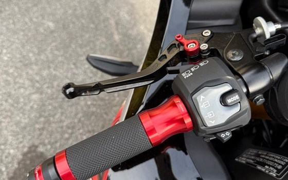 Gebrauchtmotorrad Suzuki GSX-R 1000 R - Bild 12