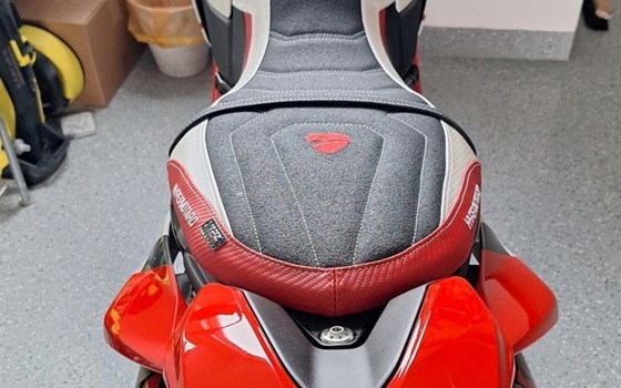 Gebrauchtmotorrad Ducati Hypermotard 950 SP - Bild 7