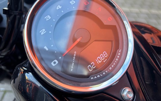 Gebrauchtmotorrad Harley-Davidson Softail Fat Bob 114 FXFBS - Bild 8