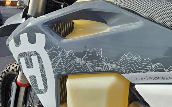 Gebrauchtmotorrad Husqvarna TE 300 PRO - Bild 5