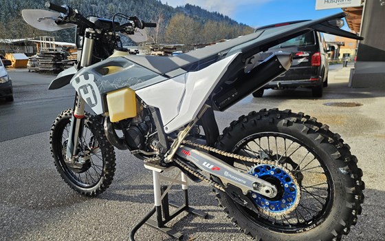 Gebrauchtmotorrad Husqvarna TE 300 PRO - Bild 2