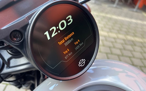 Gebrauchtmotorrad Harley-Davidson Nightster Special - Bild 8