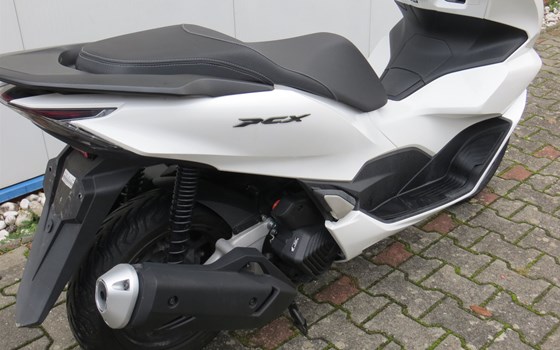 Gebrauchtmotorrad Honda PCX125 - Bild 3