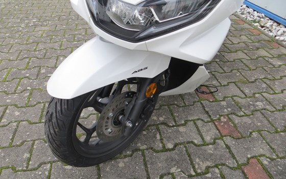 Gebrauchtmotorrad Honda PCX125 - Bild 8