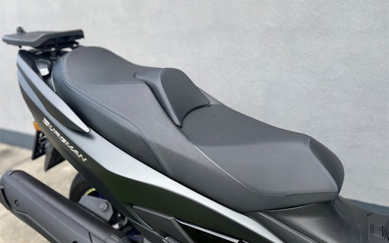 Gebrauchtmotorrad Suzuki Burgman 400 - Bild 8