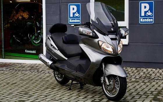 Gebrauchtmotorrad Suzuki Burgman 650 Executive - Bild 1