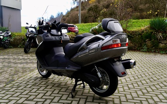 Gebrauchtmotorrad Suzuki Burgman 650 Executive - Bild 3
