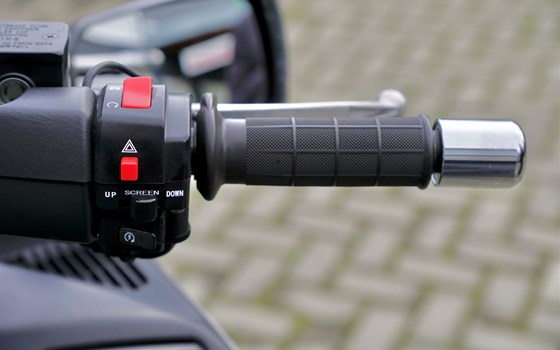 Gebrauchtmotorrad Suzuki Burgman 650 Executive - Bild 8