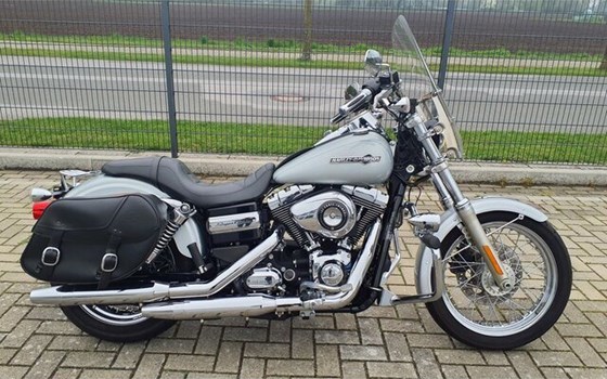 Gebrauchtmotorrad Harley-Davidson Dyna Street Bob Special - Bild 14