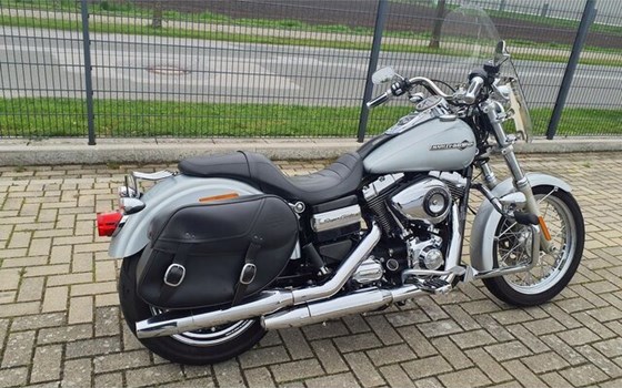 Gebrauchtmotorrad Harley-Davidson Dyna Street Bob Special - Bild 15