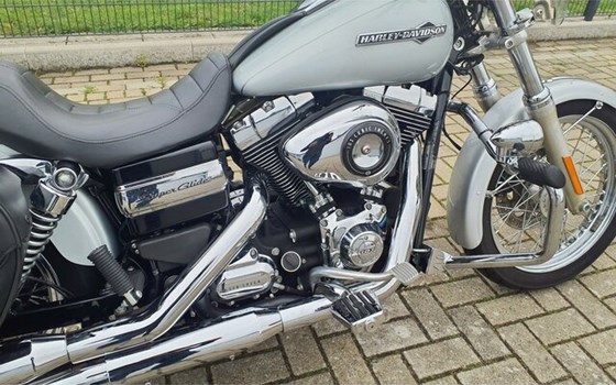 Gebrauchtmotorrad Harley-Davidson Dyna Street Bob Special - Bild 17